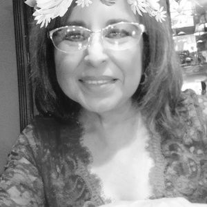 Meet your Posher, Graciela